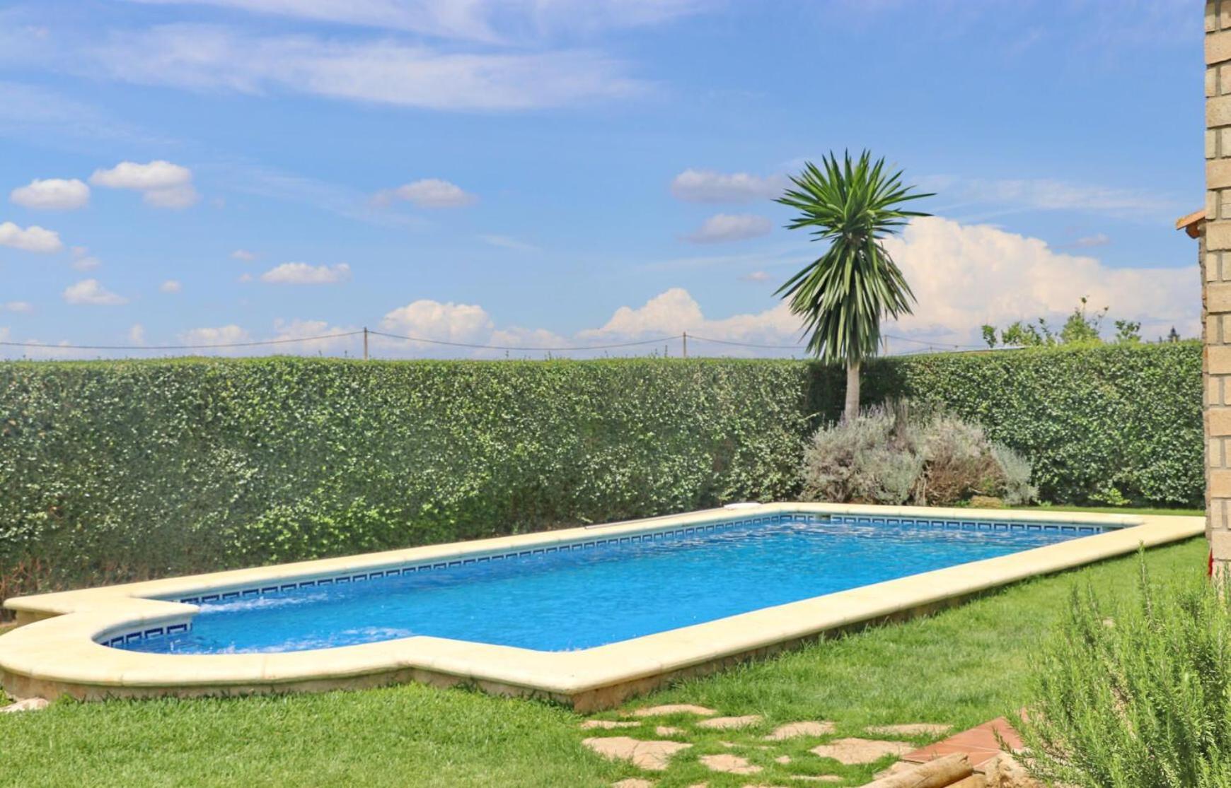 קוניל דה לה פרונטרה Chalet Piedra מראה חיצוני תמונה